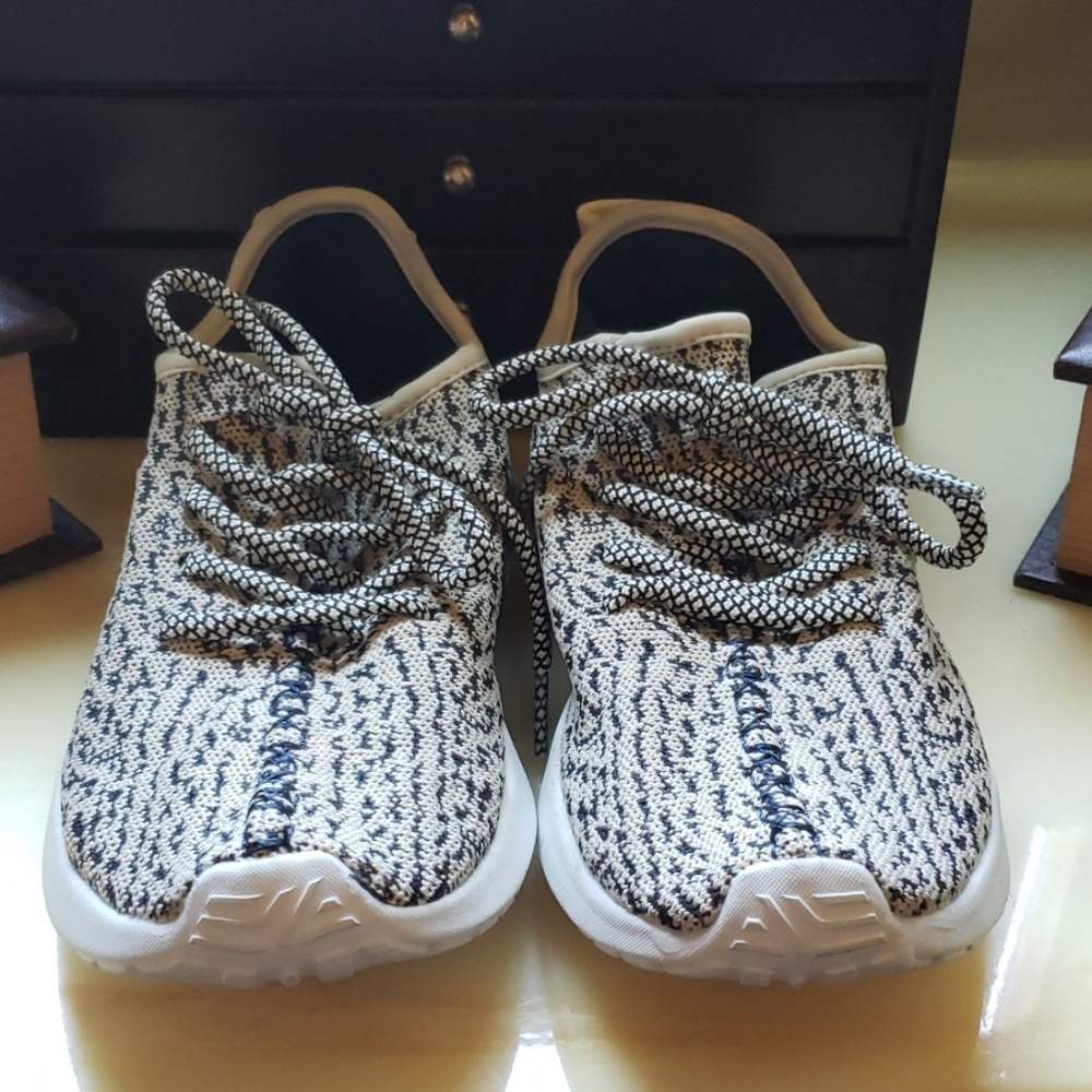 NWOT sneakers.